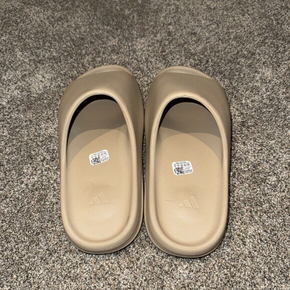 adidas gazelle silver green womens Adidas Yeezy Slide Pure (Restock)